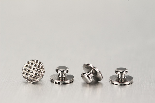 lingual-button-monoblock